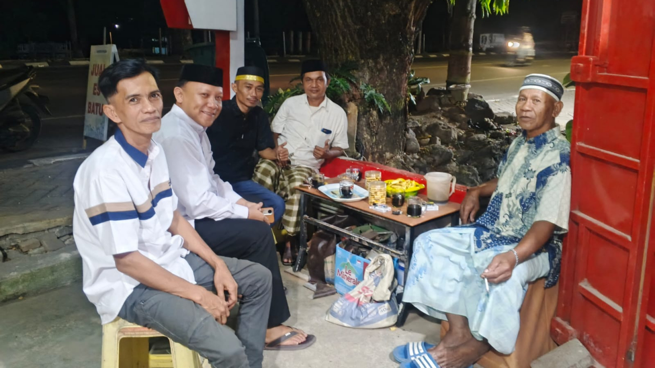 Usai Buka Puasa di Bungloe, Lurah Lembang dan Para Ketua RW Gelar Koordinasi Dadakan Bahas Isu Terkini Warga