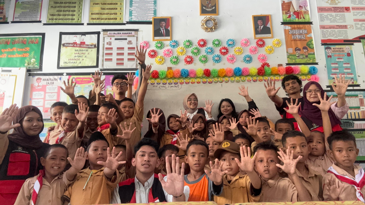 Penguatan Sekolah Ramah Anak melalui Edukasi Pencegahan Kekerasan oleh Mahasiswa KKN di SDN 17 Ujung Labbu Kelurahan Lembang