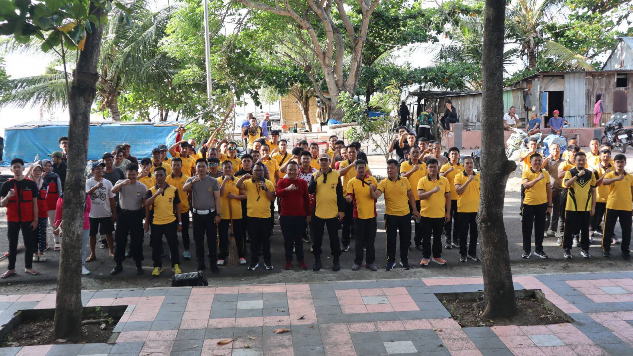 Bersama Menjaga Alam, Polres Bantaeng dan Polsek Jajaran Laksanakan Aksi Korve Serentak di Berbagai Titik