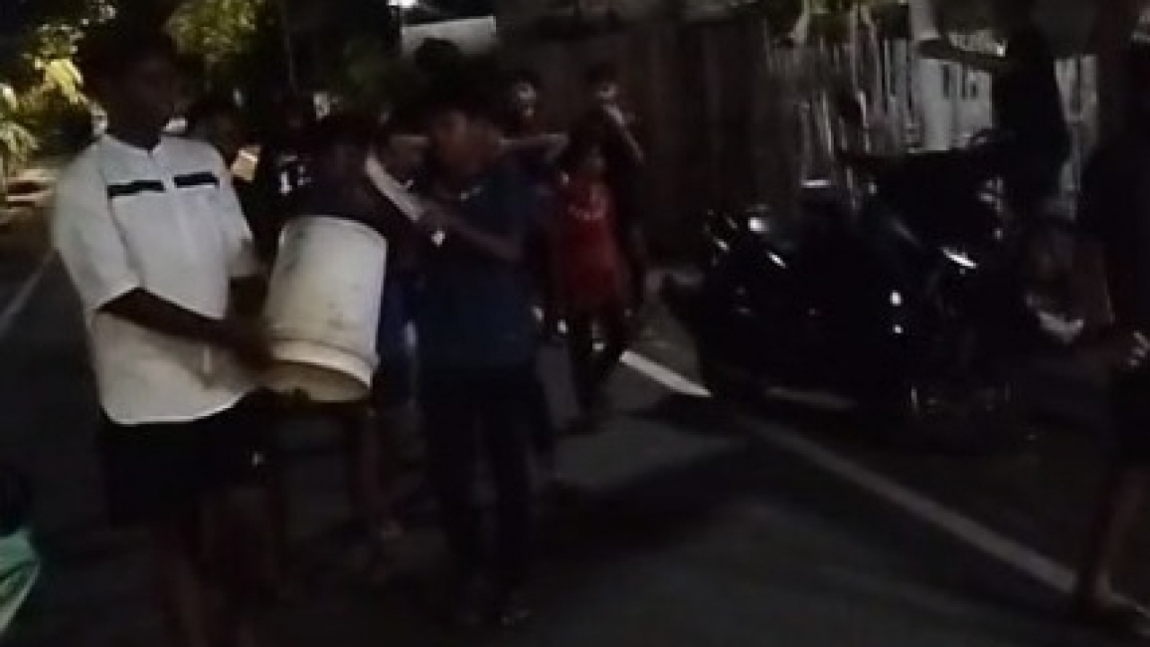 Subuh Penuh Kebersamaan di Sungai Bialo: Tradisi Sahur ke Warga Menguatkan Ukhuwah Ramadhan 1447 H