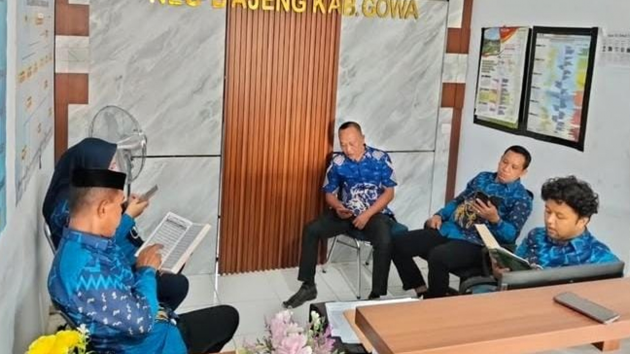 Jum'at Mengaji Aparat Desa Lempangang