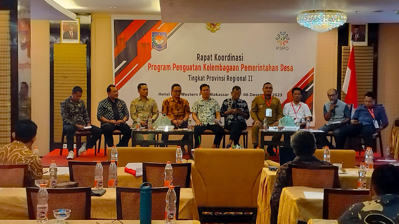 KEPALA DESA PAKATTO JADI NARASUMBER DI RAPAT KOORDINASI PROGRAM PENGUATAN KELEMBAGAAN PEMERINTAHAN DESA TINGKAT PROVINSI REGIONAL II