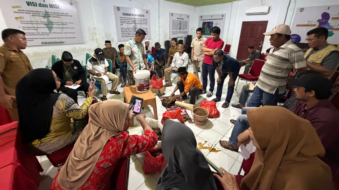 Pelatihan Kompos Pakatto: Pertanian Sehat, Lingkungan Lestari