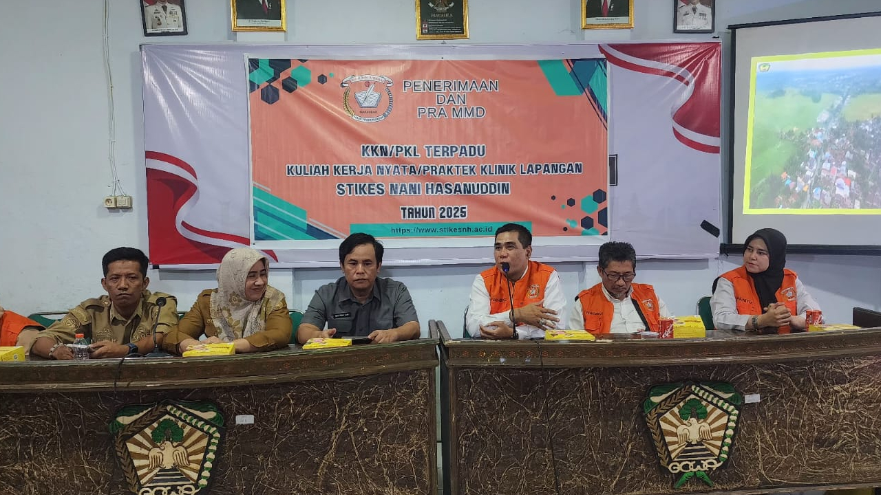 Penerimaan 183 Mahasiswa KKN STIKES Nani di Desa Pakatto