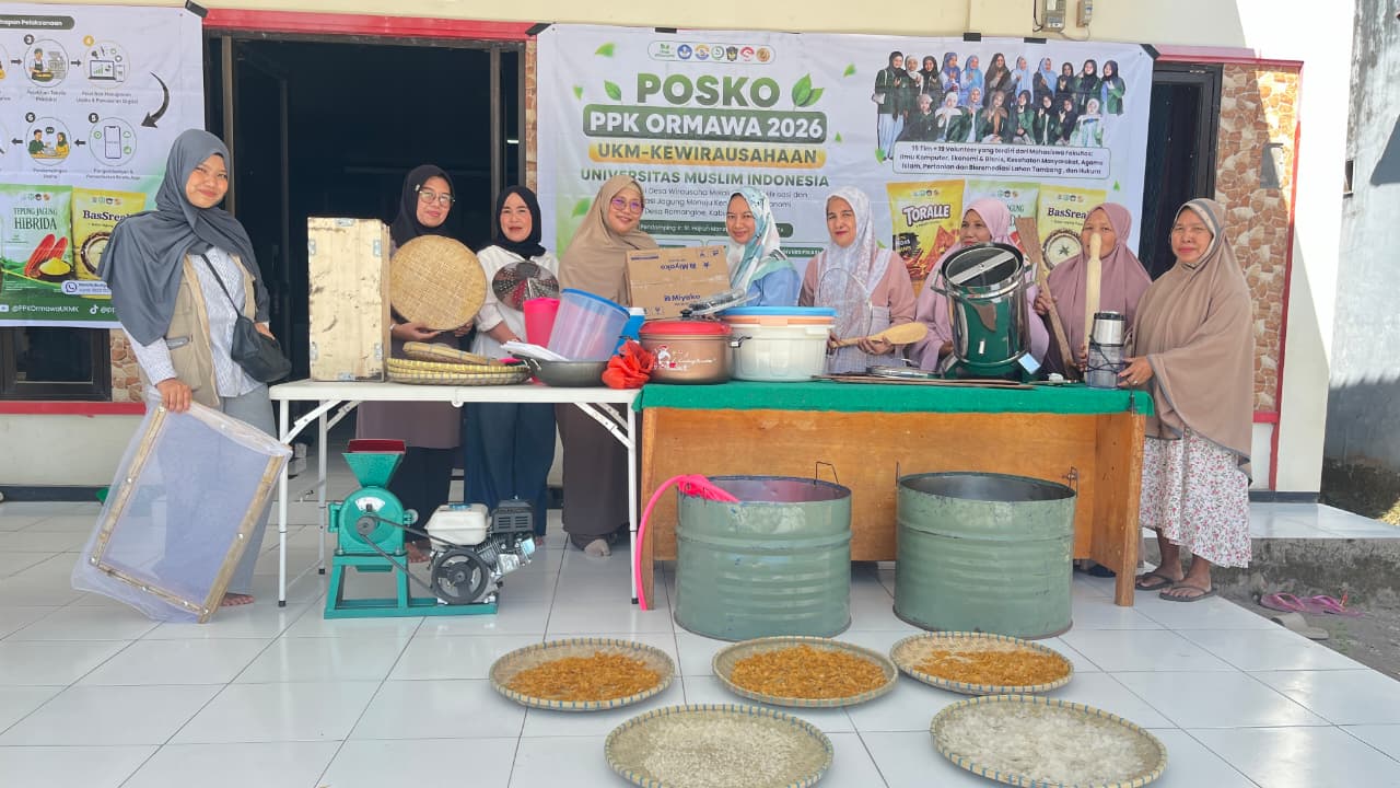 Penerimaan Bantuan Peralatan UMKM dari UKM-Kewirausahaan Universitas Muslim Indonesia