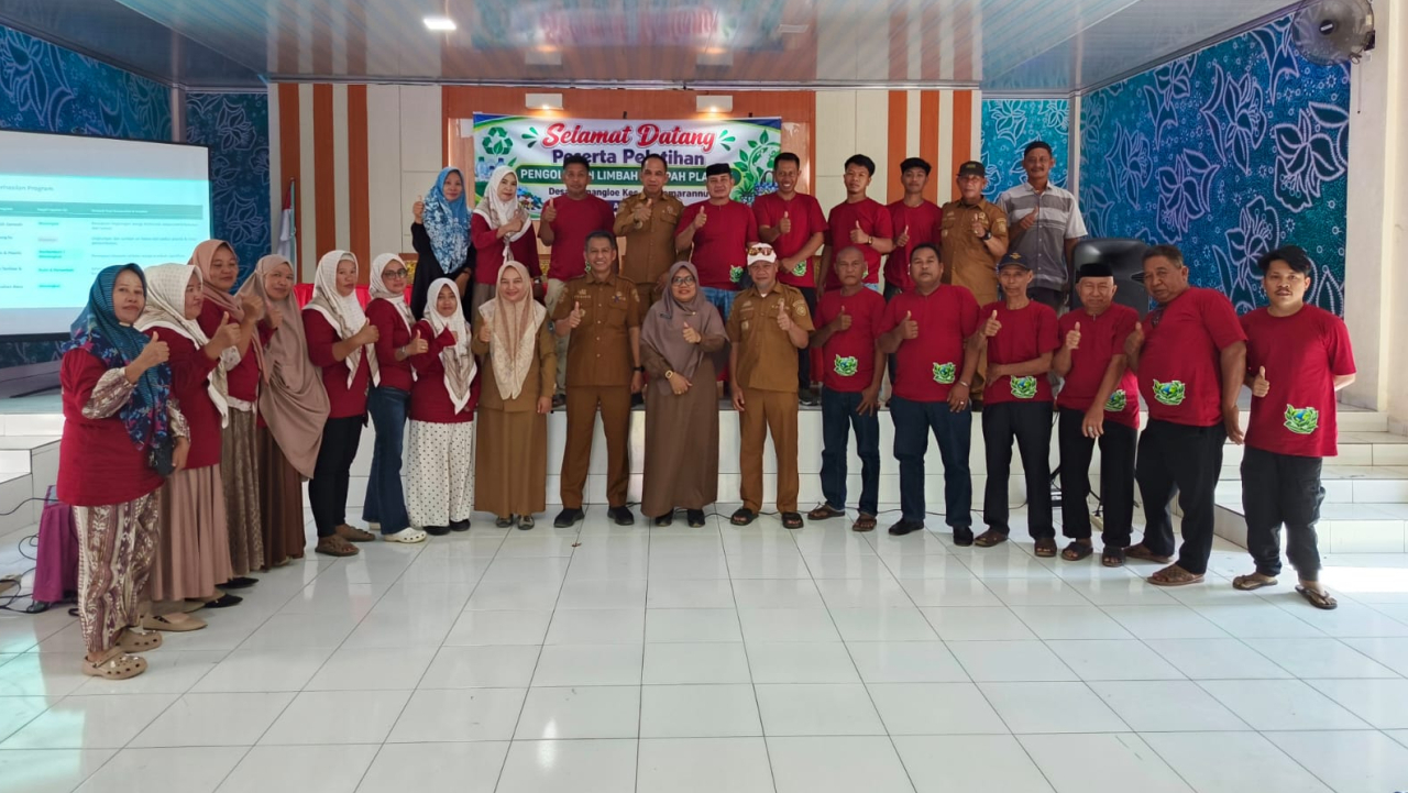 Pelatihan Pengolahan Limbah Plastik di Desa Romangloe Gowa