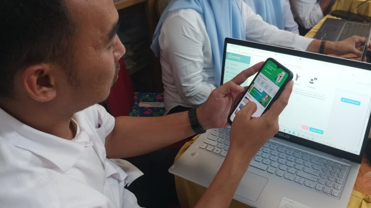 Meningkatkan Pelayanan Publik dan Mendorong Pembangunan Desa Melalui Digides di Desa Julukanaya