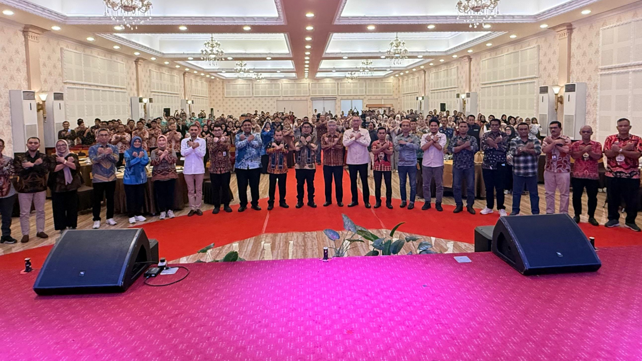 Pemerintah Desa Bontomanai menghadiri FGD Peran Desa Migran Indonesia