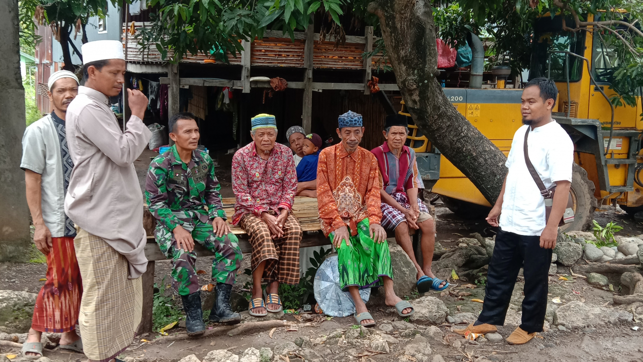 Pelaksanaan Acara Desa di Parangloe