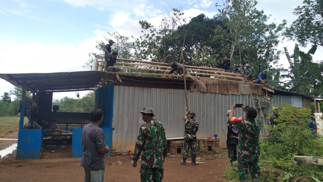 Pacellekang Bangkit: Bantuan & Gotong Royong Pasca Angin Kencang