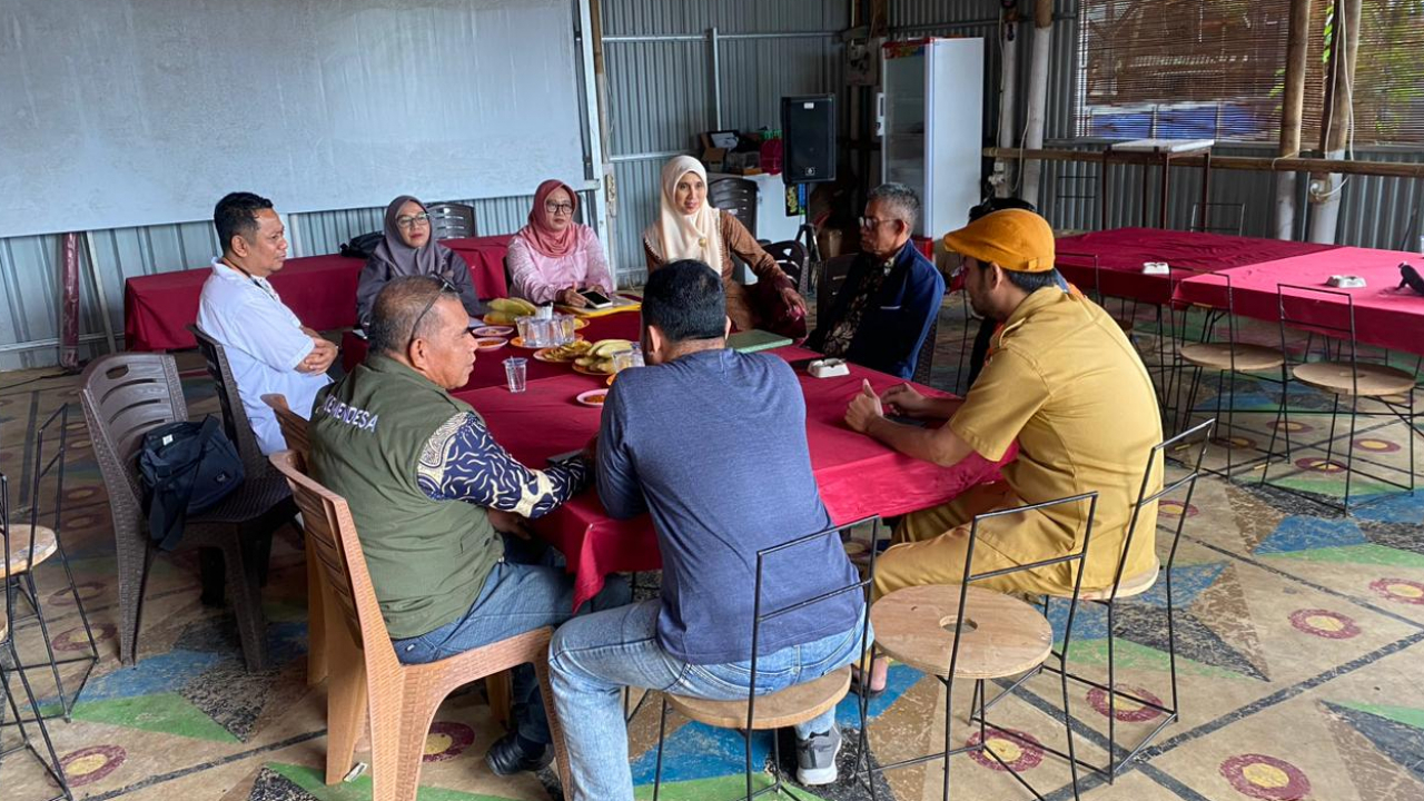 Studi Tiru ke BUMDes Bumi Pacellekang Sejahtera: Dinas PMD Banggai Kagum dengan Budidaya Lobster Air Tawar