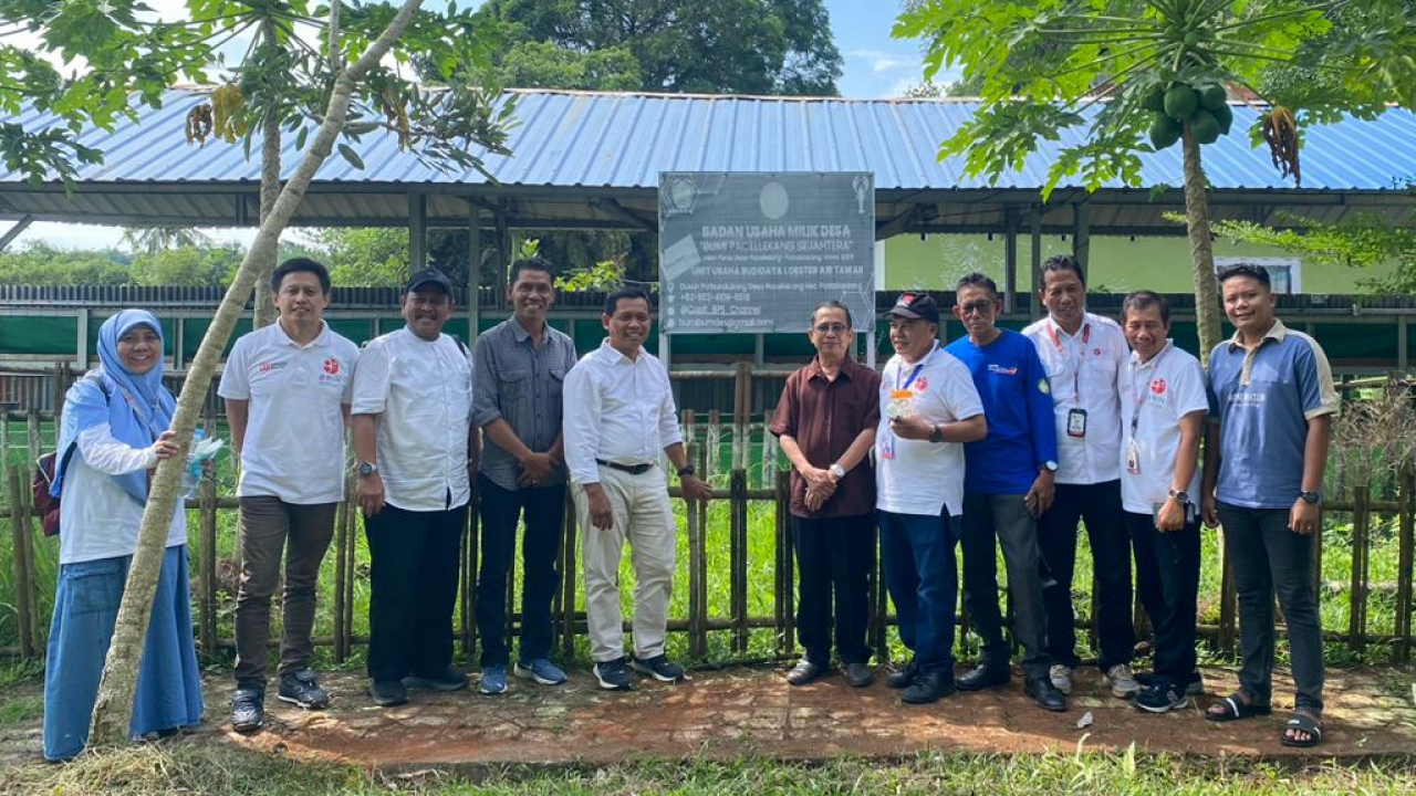 Kepala Pusat Riset Budidaya Air Tawar Kunjungi BUMDes Bumi Pacellekang Sejahtera untuk Perkuat Kolaborasi Riset Shrimp Tech
