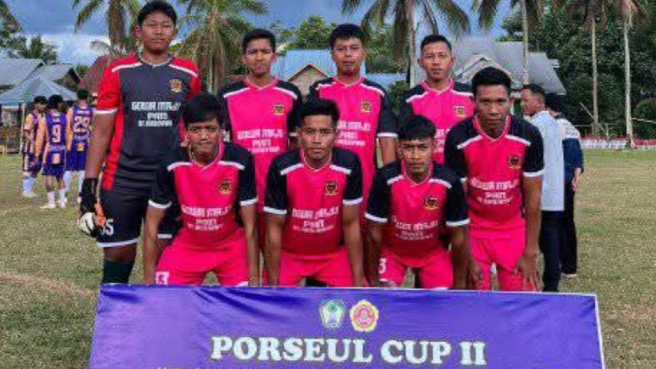 Turnamen Sepak Bola Desa Ulujangang: Sukses dan Meriah