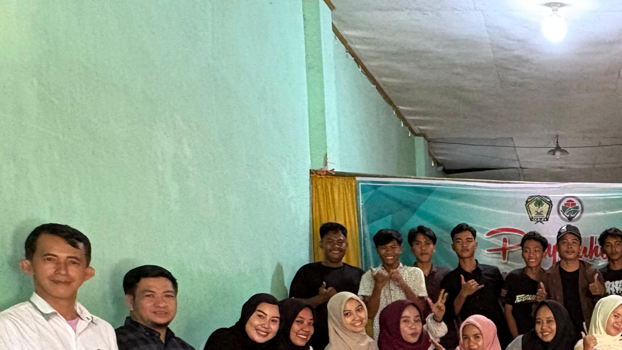 Penyuluhan Pernikahan Dini di Desa Pabundukang