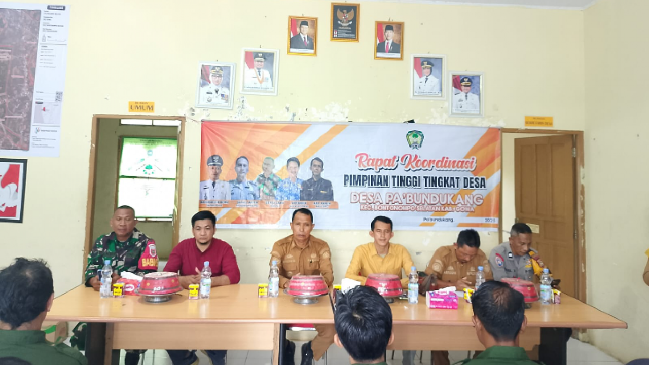Rakor Pimpinan Desa Pabundukang: Bahas Program Kerja 2025