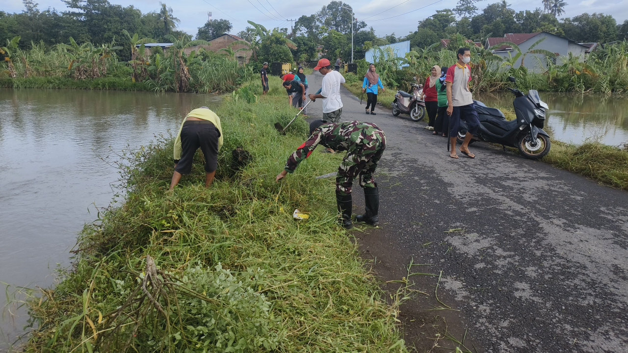Gotong Royong di Bontomanai Dukung Program Annangkasi Bupati Gowa