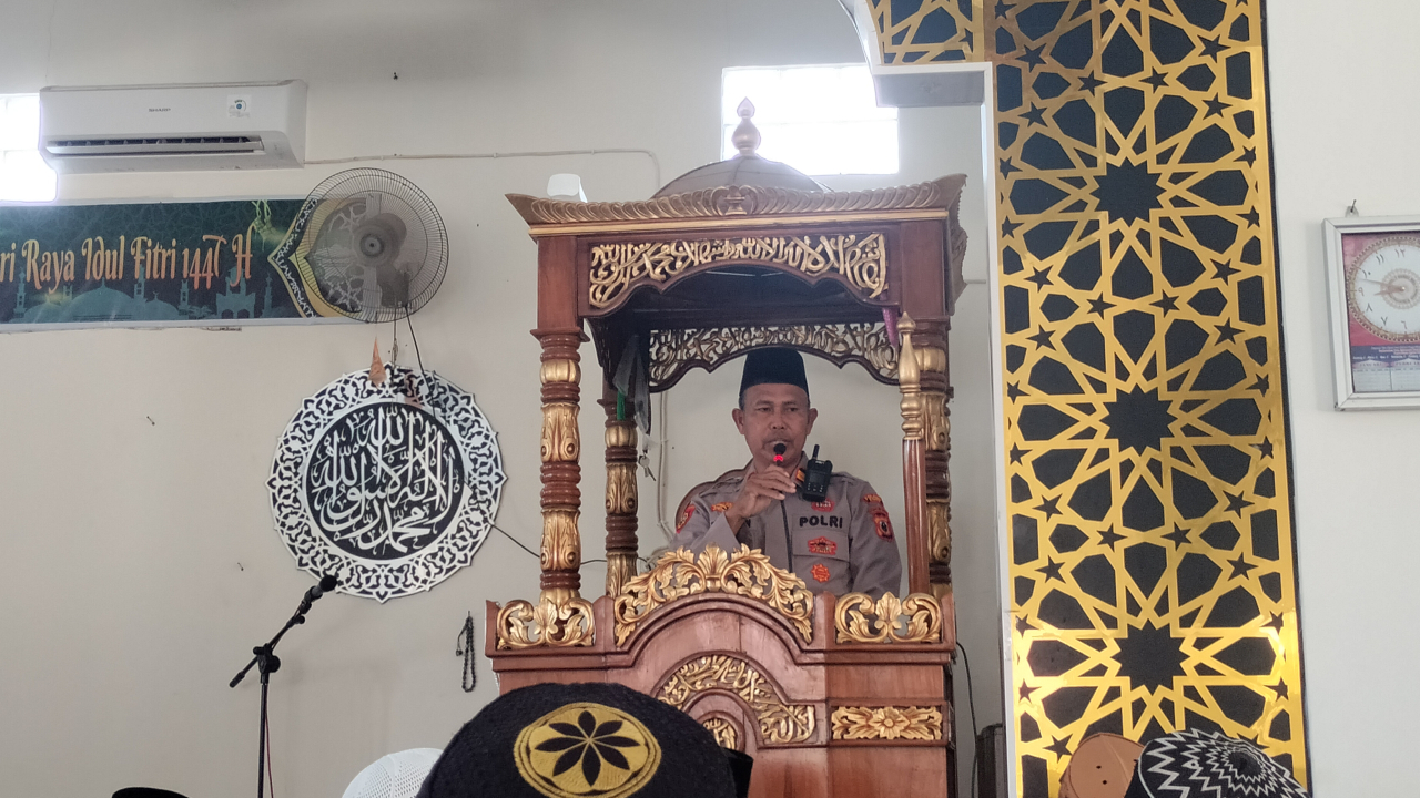 Kapolsek dan Sekcam Kajuara Sosialisasikan Penertiban Hewan Ternak di Dusun Laggoppo 1, Desa Massangkae