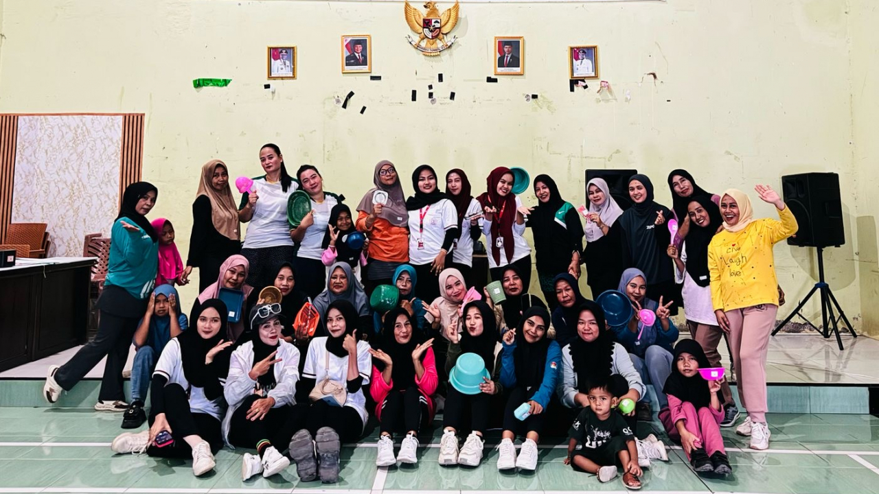 Senam Sehat Rutin di Desa Massangkae Berhadiah Doorprize Menarik