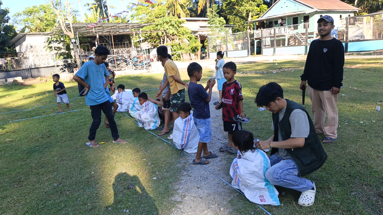 KKN 72 IAIN Bone Bantu Panitia Semarak Kemerdekaan di Dusun Ellue