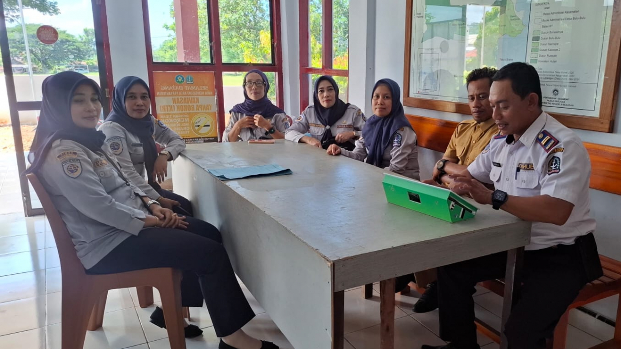 “Transformasi Digital Desa Bulu Bulu: Layanan Tamu dan Absensi Berbasis Aplikasi”
