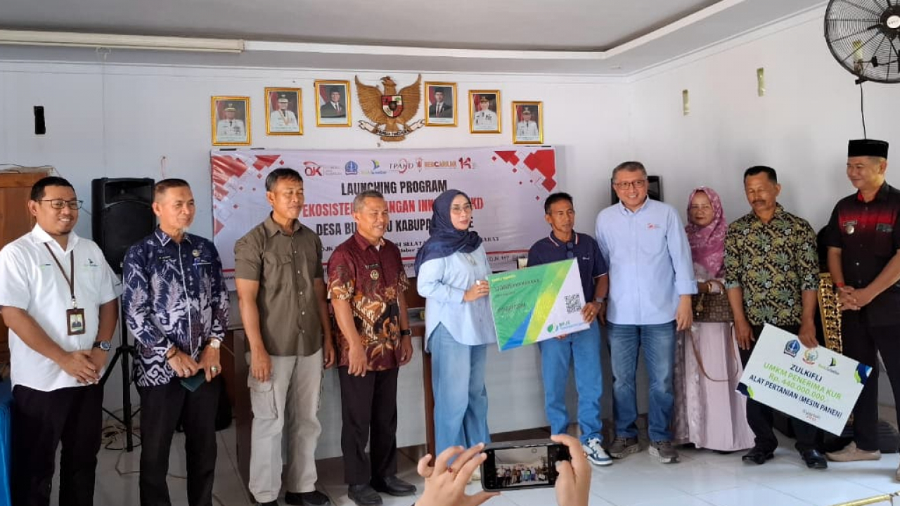 Launching Program Ekosistem Keuangan Inklusi (EKI) di Desa Bulu Bulu, Kecamatan Tonra, Kabupaten Bone