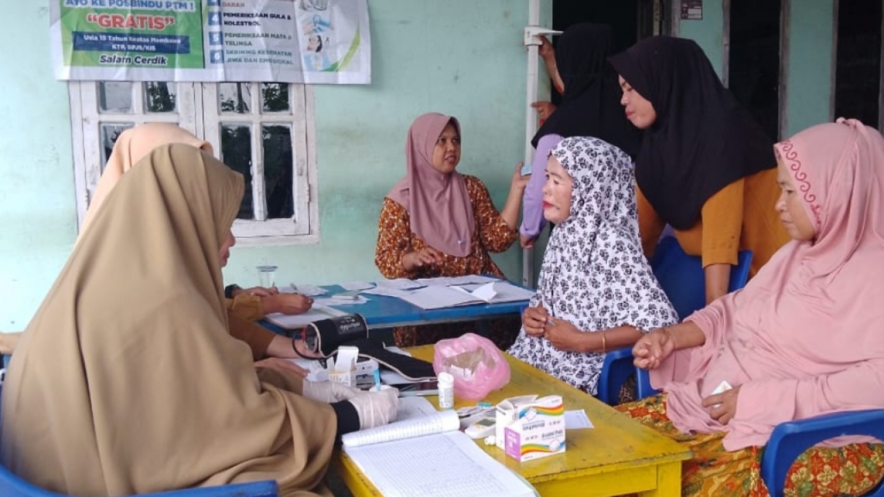Pelaksanaan Posbindu PTM di Dusun Bangun Polea