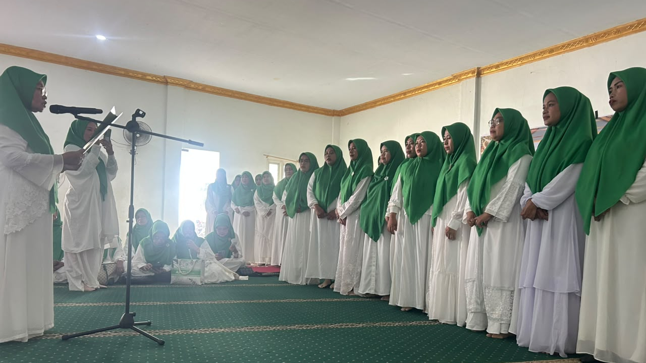 Pengukuhan Majelis Taklim Desa Pattontongang Maros Berjalan Khidmat