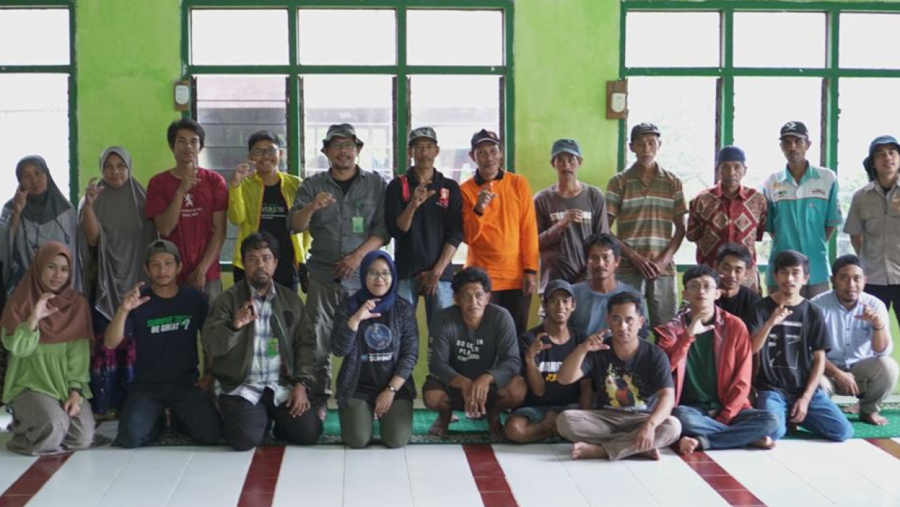 Gelar Penanaman Pohon di Maros Proyek Com-mA Kolaborasi dengan Agrowth