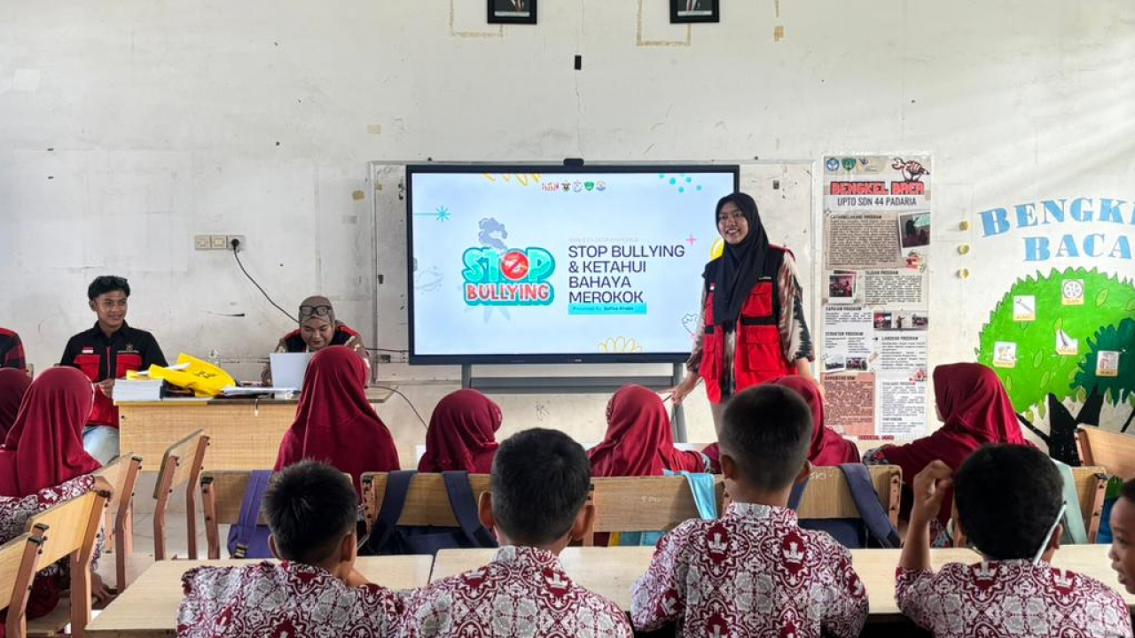 Mahasiswa KKN-T 115 Universitas Hasanuddin Gelar Penyuluhan Anti Bullying dan Ketahui Bahaya Merokok sebagai Pendidikan Karakter Sejak Dini di Sekolah Dasar Desa Ampekale