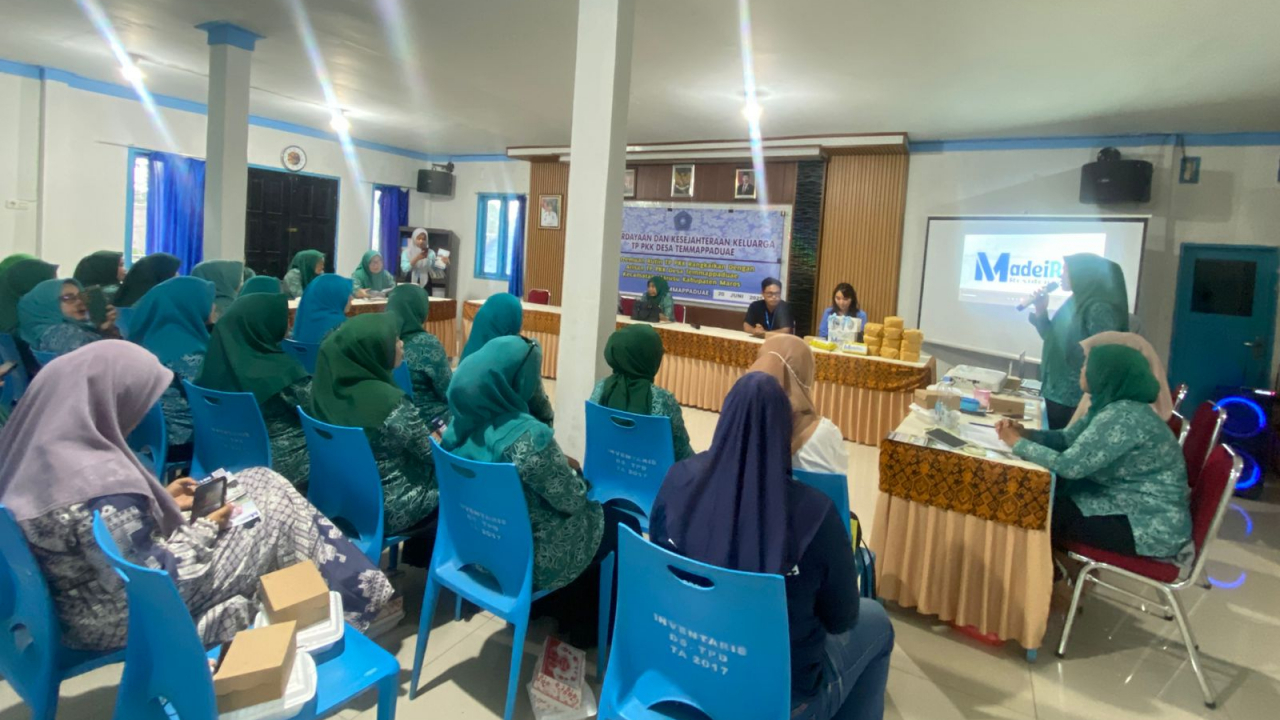 Arisan PKK Desa Temmappaduae: Merajut Kebersamaan dan Memberdayakan Perempuan