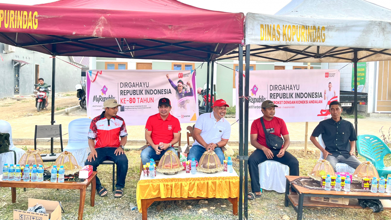 Kepala Desa Temmappaduae Hadiri Pembukaan Lomba 17 Agustus di Perumahan Rachita Garden 2