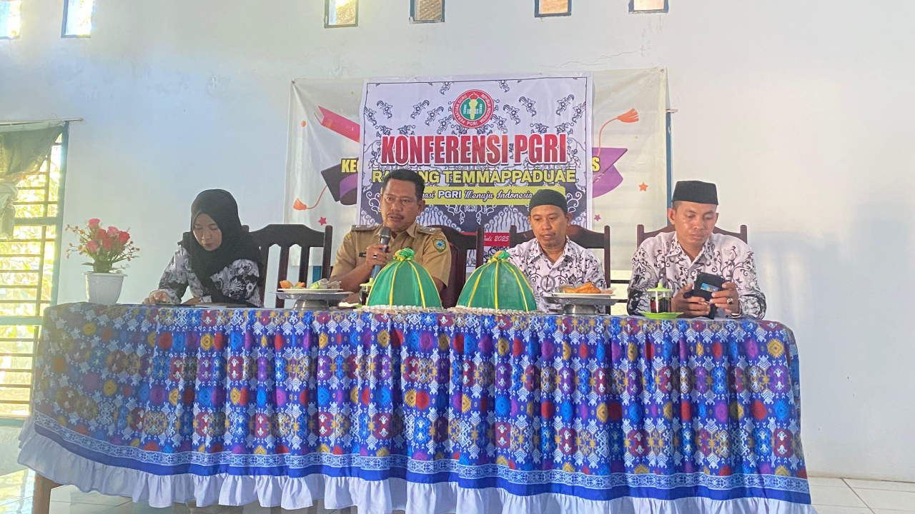 Kepala Desa Temmappaduae Tegaskan Komitmen Dukung Pendidikan dalam Musyawarah Ranting PGRI