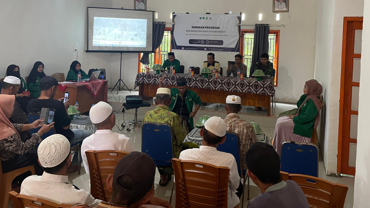 Seminar Program Kerja STAI DDI Maros di Aula Kantor Desa Cenrana Baru, Kab. Maros