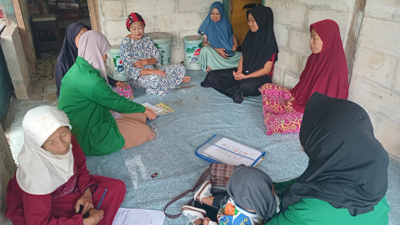 Pendampingan Buta Aksara oleh KKN STAI DDI Maros di Desa Cenrana Baru