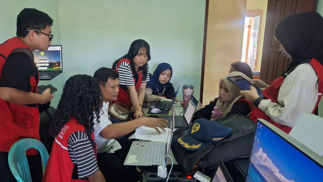 Mahasiswa KKN UNHAS Gelombang 116 Kelompok “Inovasi Desa” Luncurkan Program Pemetaan Tanah Melalui Website DIGIDES