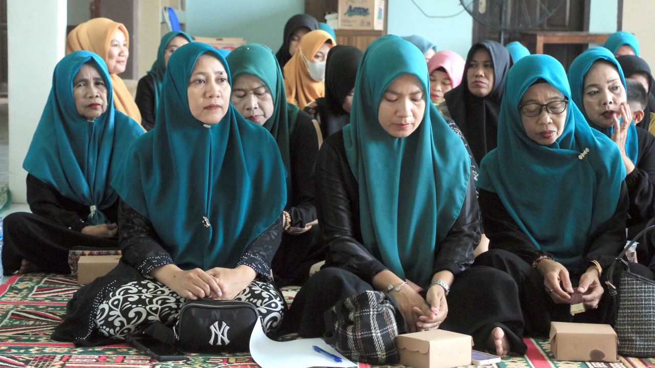 Tim Penggerak PKK Desa Pao-Pao Peringati Maulid Nabi Besar Muhammad SAW 1447H/2025M