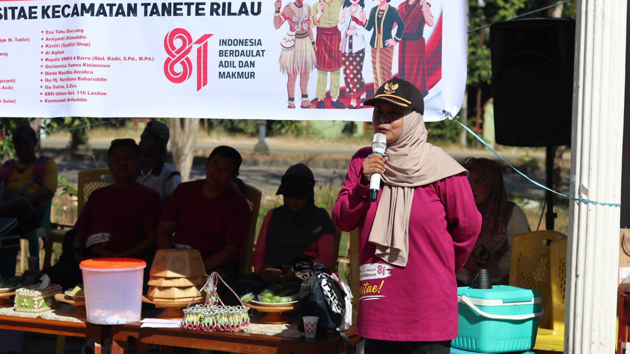 Jalan Santai “Jokka Maroa” Semarakkan Peringatan HUT RI di Desa Lasitae