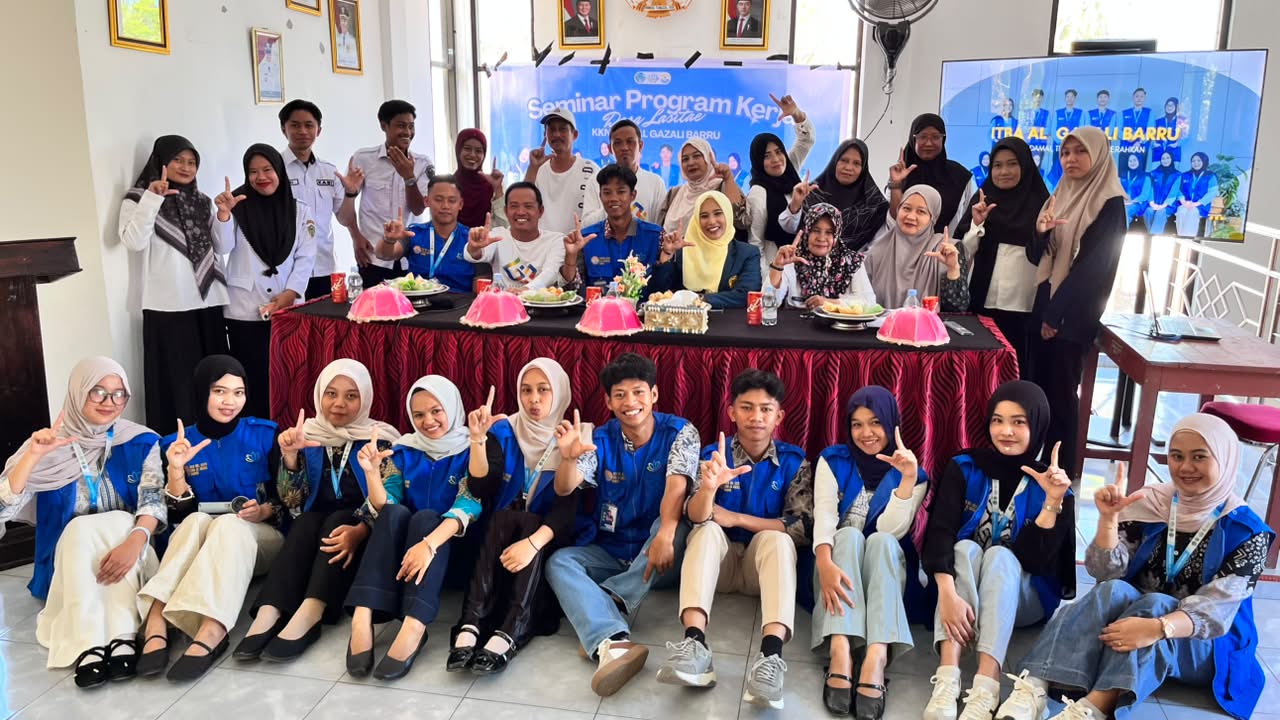 Seminar Awal Program Kerja Mahasiswa KKN ITBA AL GAZALI BARRU GEL.XXXV Desa Lasitae