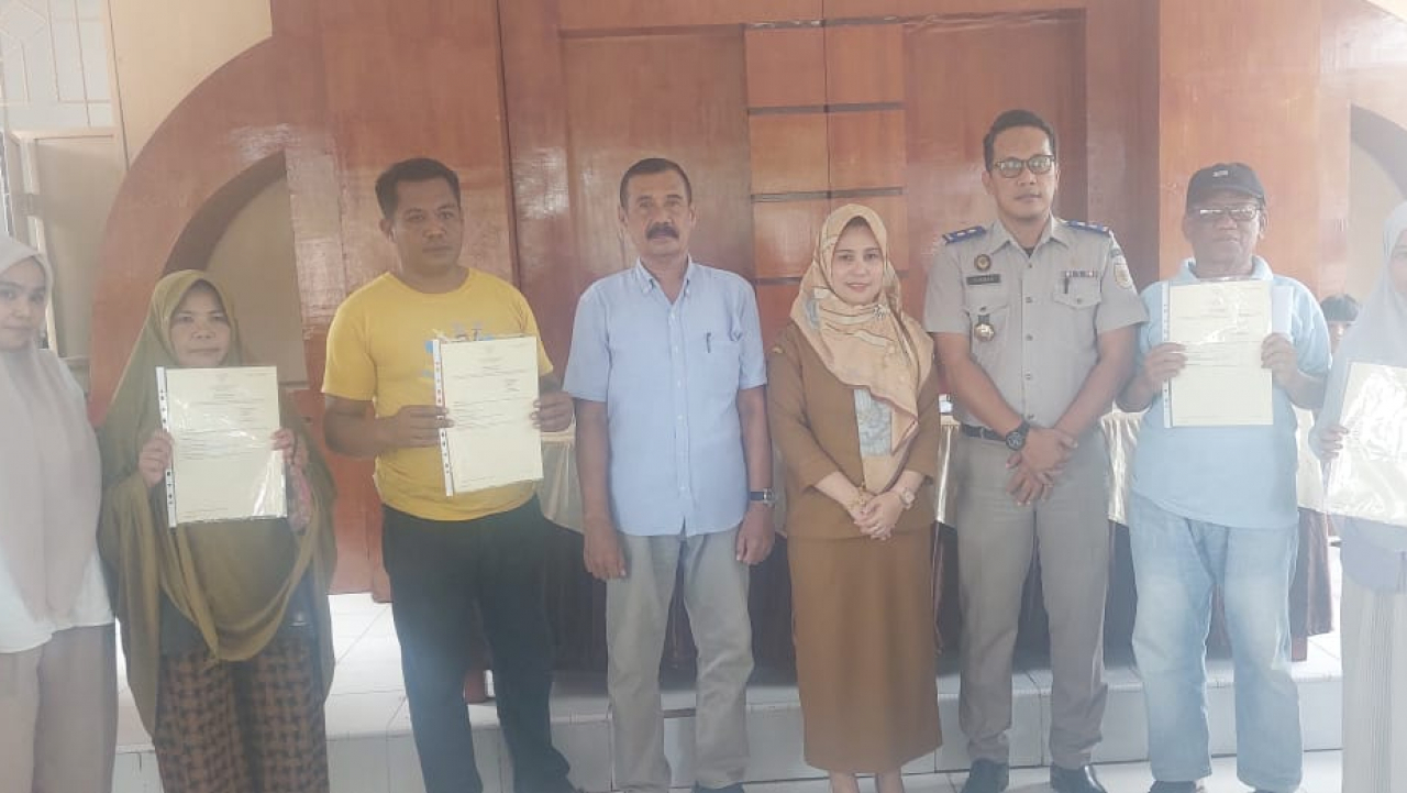 BPN Kabupaten Barru Serahkan 148 Sertifikat Redistribusi Tanah kepada Masyarakat Desa Cilellang