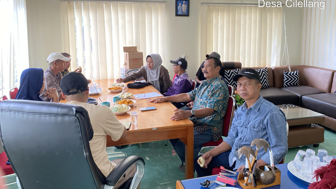Rapat Koordinasi Persiapan Musdes Khusus Pembentukan Koperasi Desa Merah Putih di Desa Cilellang