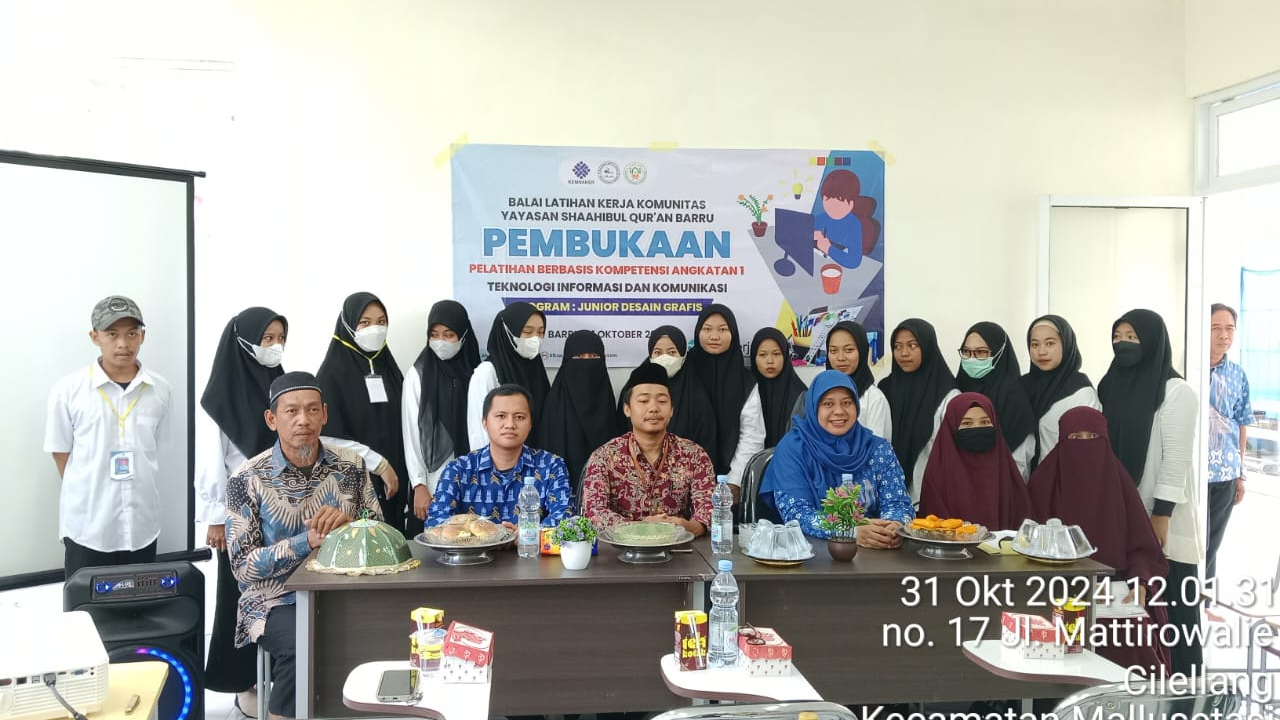 Pembukaan Pelatihan Berbasis Kompetensi Junior Desain Grafis di BLK Komunitas Yayasan Shaahibul Qur'an Barru