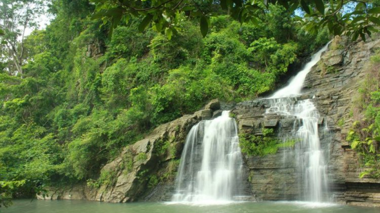 Air Terjun Manuba