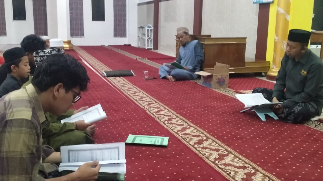 Pengajian Malam Jumat di Kelurahan Pammana, Perkuat Kebersamaan Warga