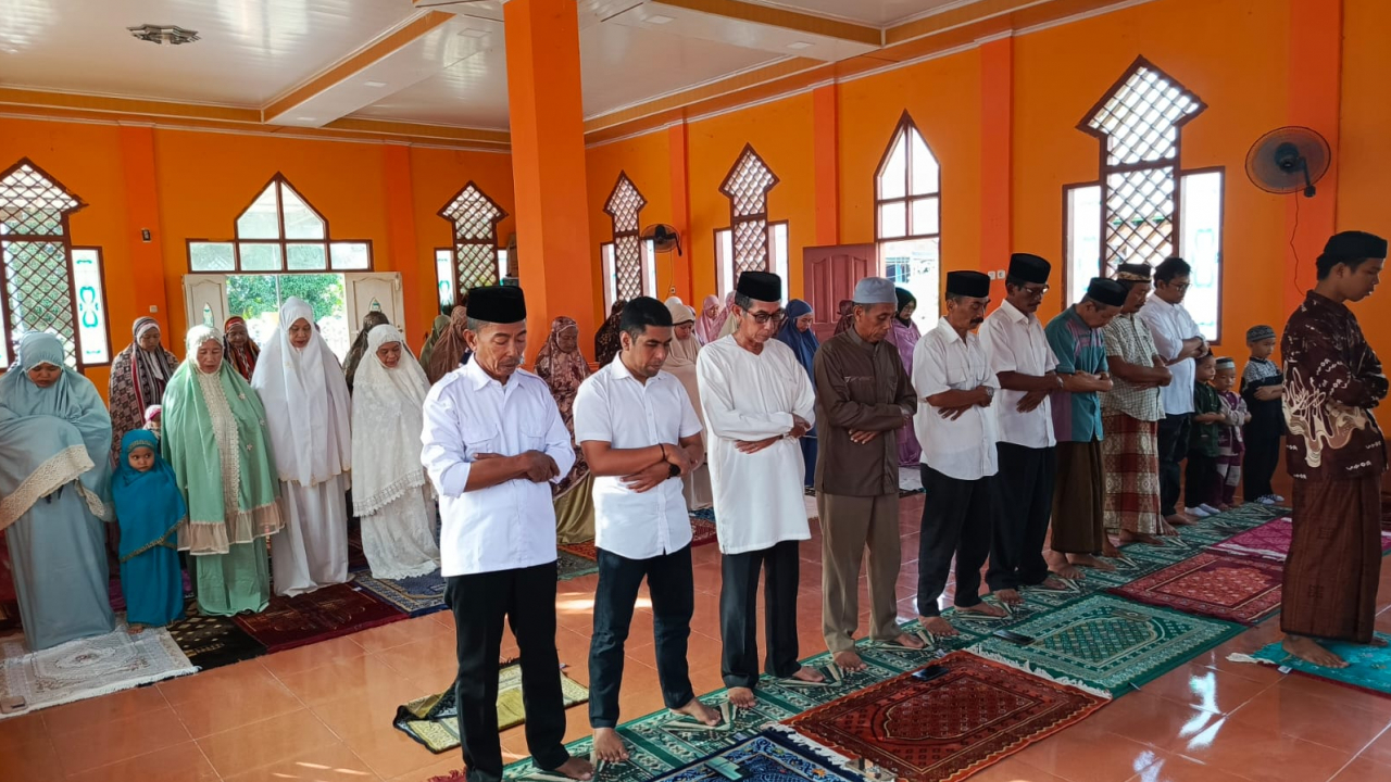 LAUNCHING GERAKAN SHALAT DHUHA BERJAMAAH  DESA WATAMPANUA