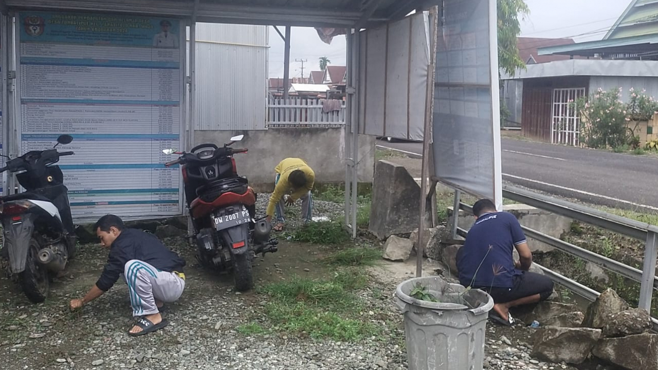 kerja bakti desa tonralipue
