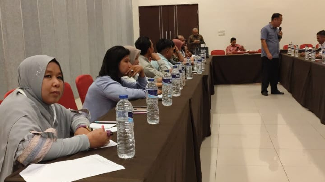 Peningkatan Kapasitas Aparatur Desa Padangloang Alau Melalui Pelatihan di Hotel Grand Imawan Makassar