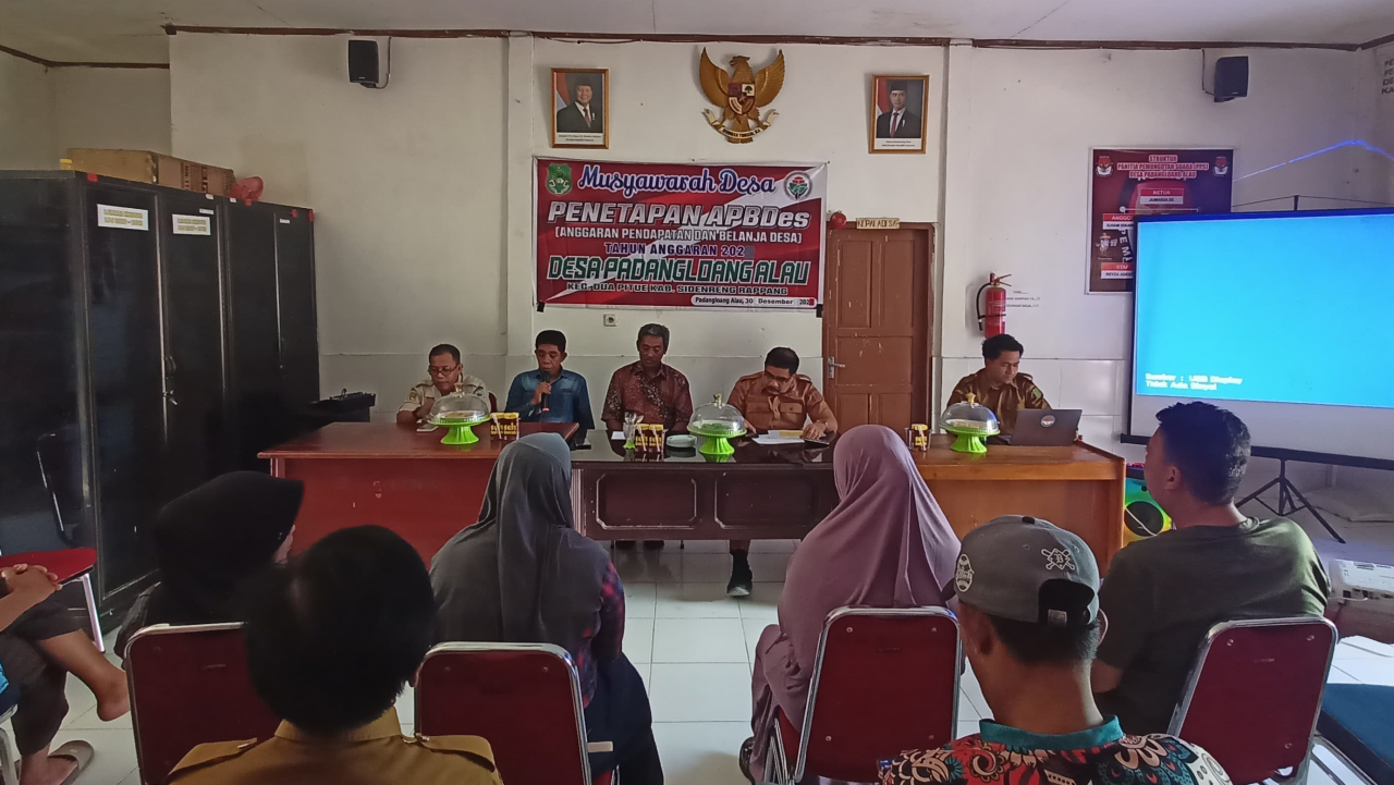 Musyawarah Desa Penetapan APBDes Tahun Anggaran 2025 di Desa Padangloang Alau