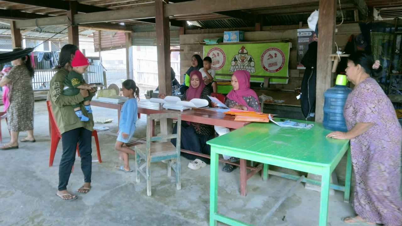 Kegiatan Posyandu Seruni II di Dusun II Pakkasalo