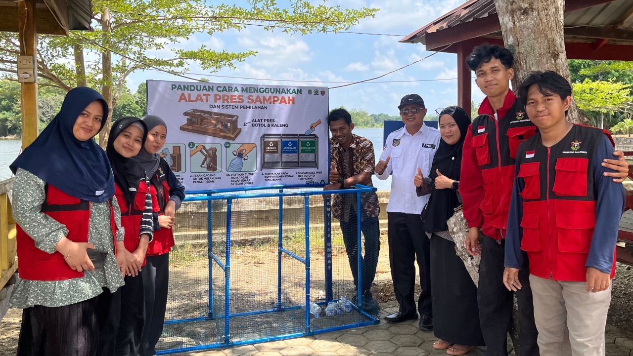 KKN-T Inovasi Desa 116 Unhas Hadirkan Tempat Pemilahan dan Alat Pres Botol di Desa Lagading