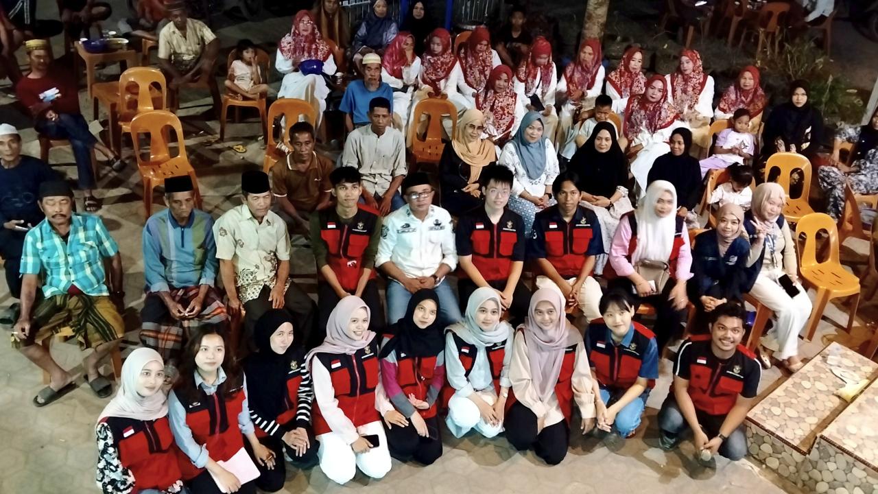 Sinergi Pengabdian untuk Desa: KKN-PK 69 dan KKN Tematik Inovasi Desa 116 Unhas Gelar Seminar Hasil di Kediaman Kepala Desa Lagading